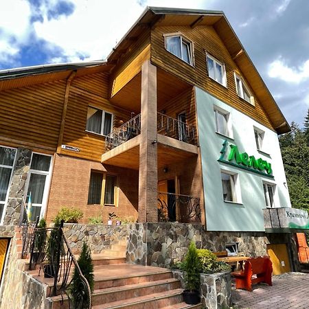 Лелеч Tatariv Exterior foto